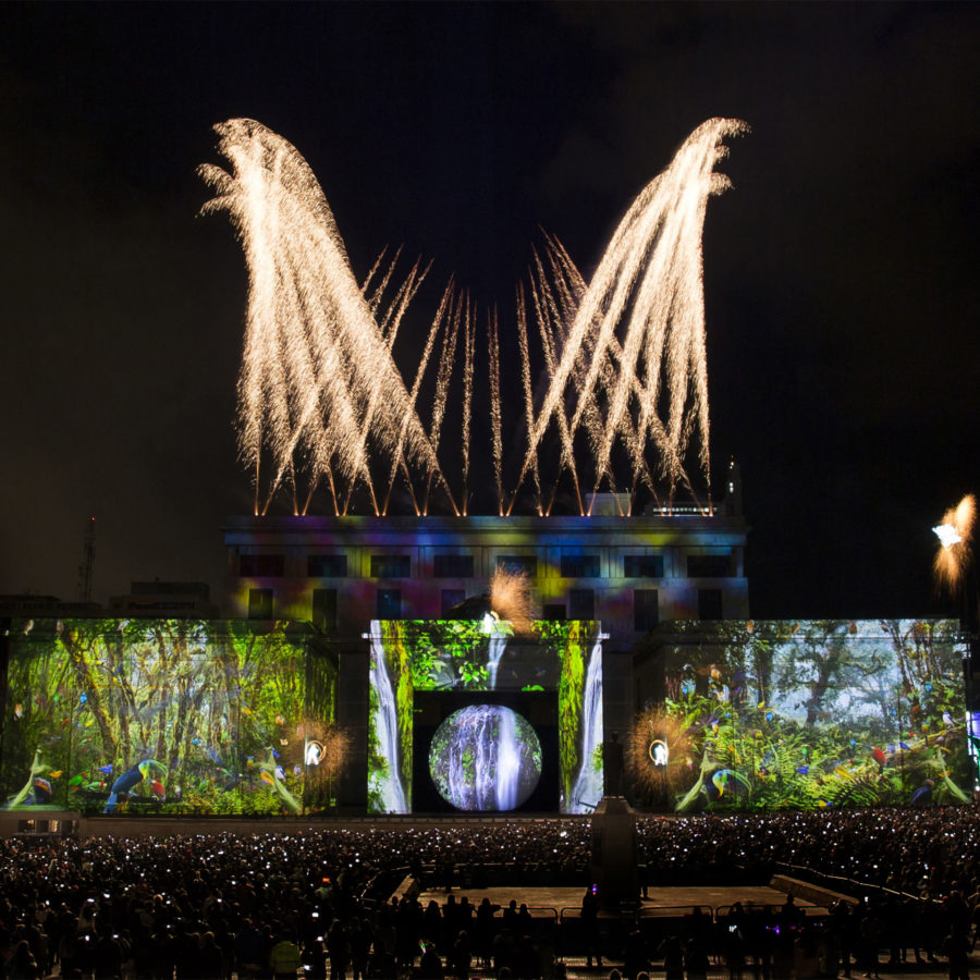 Site-web-homepage-fireworks-pyro-impact-on-earth-9